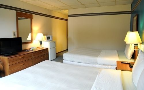 Americas Best Value Inn Story City מראה חיצוני תמונה
