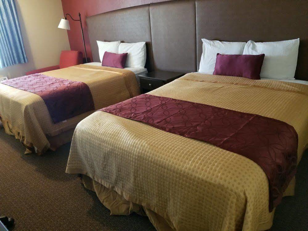 Americas Best Value Inn Story City מראה חיצוני תמונה
